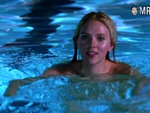Scarlett Johansson Swimming Naked In The Pool And Looking Sexy As Hell