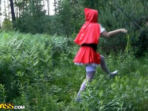 Horn-mad Red Riding Hood Has A Kinky Idea To Have Sex In The Woods
