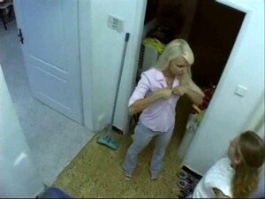 Very Exciting Hidden Spy Video And This Blonde Looks Hot Showering