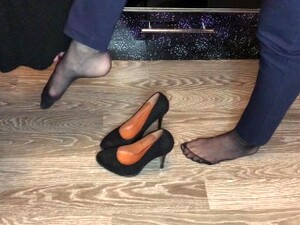 Black Nylon And High Heels Mistress Domination Smell Shoes And Foot Slave