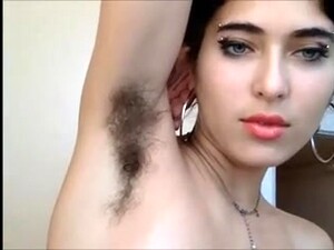 Hooot Babe Very Hairy Pussy