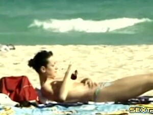Spy At The Topless Beach Films The Boobs Of Sexy Girls