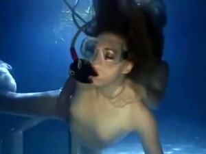 Ami Emerson Underwater